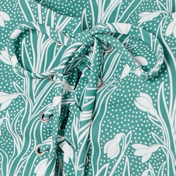 NWT Miaou Arielle Lace Up front Cropped Top in teal / white brand new crop - Picture 13 of 15